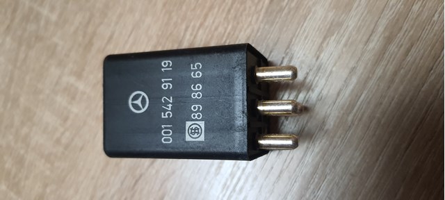 0015429119 Mercedes 