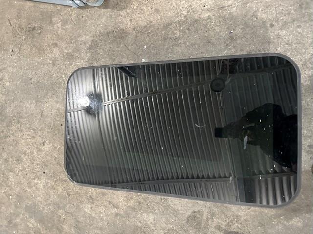 4G5877071 VAG Стекло люка крыши