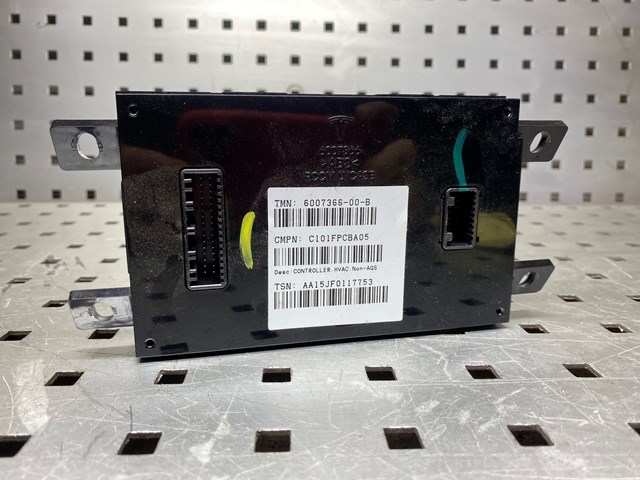 Модуль управления климат-контролем 600736600B Tesla