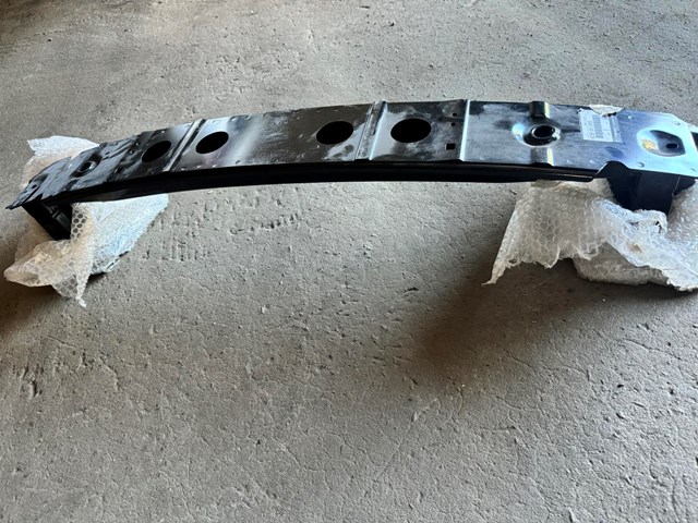 Reforçador do pára-choque traseiro Mazda KD3550260D