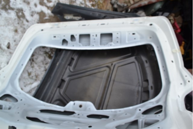 Купить KBY56202XC Mazda Дверь задняя багажная