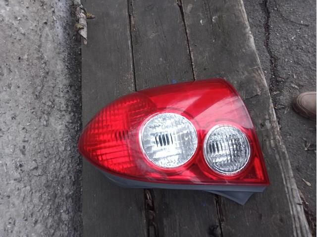 Lanterna traseira direita para Mazda 323 (BJ)