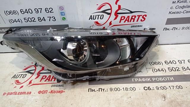 81130K0060 Toyota Фара передняя правая