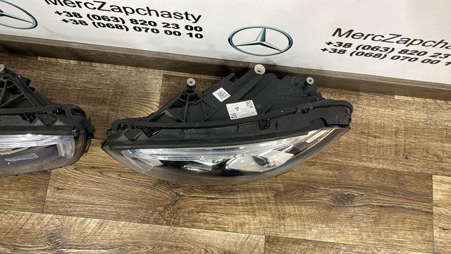 1779062800 Mercedes 