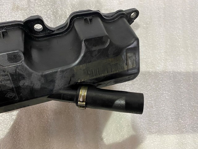 Маслоотделитель картерных газов 8200852049 Renault (RVI)
