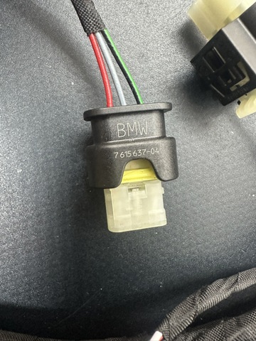  61128727476 BMW