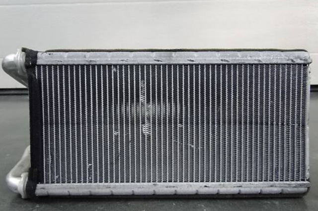 Радиатор печки (отопителя) Subaru 72130XA02A
