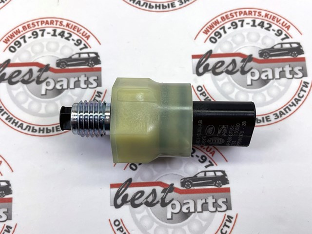 Купить LR073672 Land Rover 