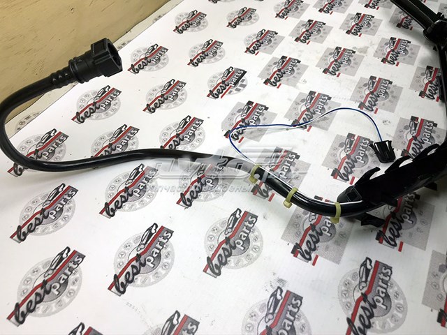 Купить LR044454 Land Rover 