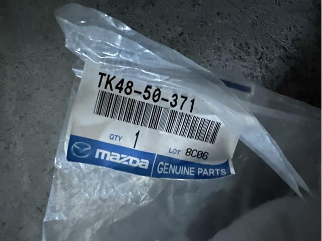 Накладка бампера заднего левая TK4850371 Mazda