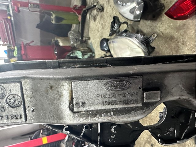 Рамка радиатора 4M518B041AL Ford