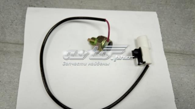Датчик индикатора лампы раздатки включения 2WD/4WD на Mitsubishi Pajero II 