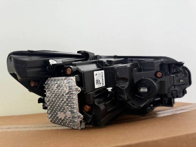 68275949AE Chrysler Фара