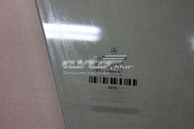 Стекло передней правой двери Mercedes A2227200218