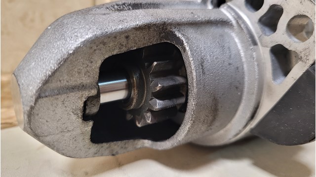Стартер двигателя General Motors 55491473