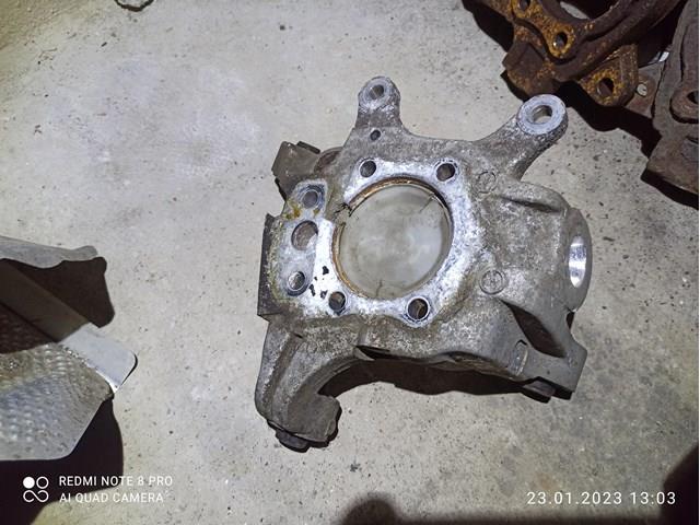 Кулак поворотный правый Q-fix Q0400030