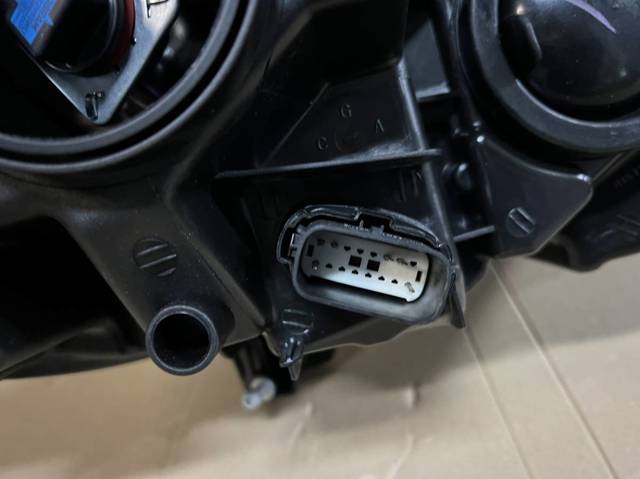 Купить FP2820R5E Depo/Loro/Abakus Фара левая передняя