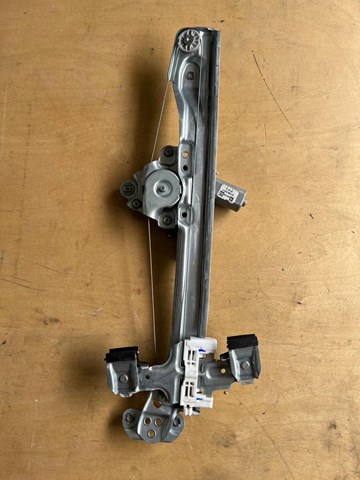 Механизм стеклоподъемника водительской двери General Motors 42601935 цена, от 31.67 USD
