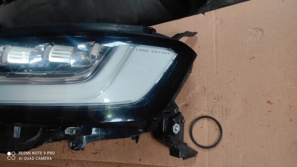 Купить 8118560Q51 Toyota 