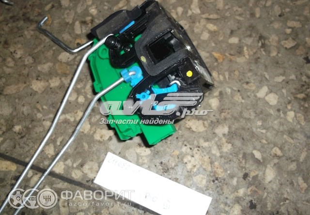 Замок двери задней правой 814204Y000 Hyundai/Kia