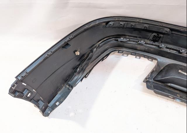 5NN807568BYE4 VAG Proteção do pára-choque traseiro