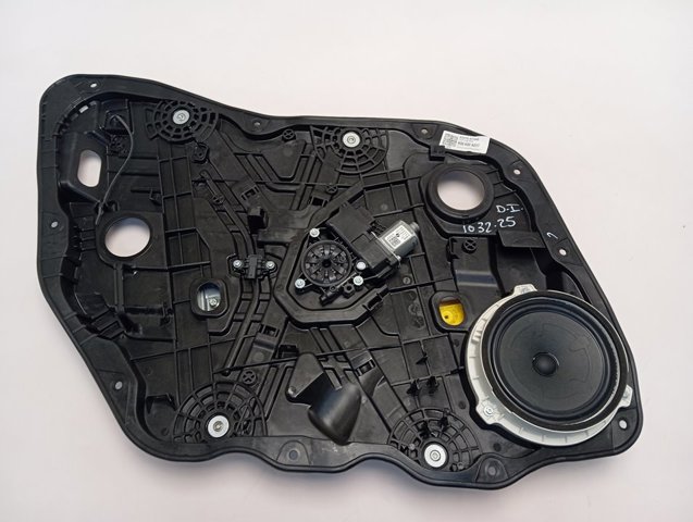 Купить 82450AT100 Hyundai/Kia Мотор стеклоподъемника двери передней левой