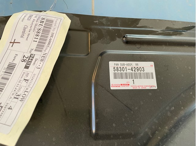 5830142903 Toyota 
