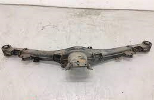  Viga de suspensão traseira (plataforma veicular) BMW 5 sedan (E34) (1987 - 1995) 