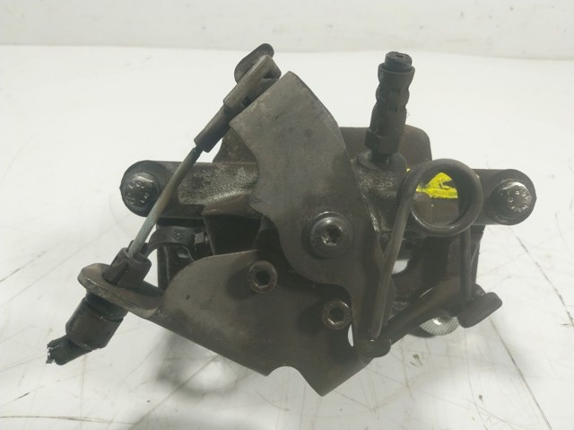Тормозной суппорт правый задний Ford 1843320 цена, от 57.15 USD