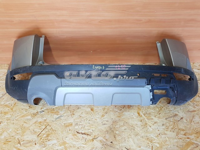 Задний бампер LR058059 Land Rover
