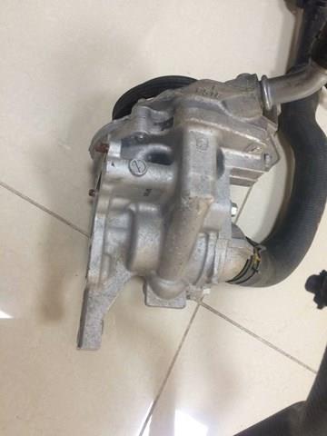 Купить P51B15010D Mazda Насос охлаждения