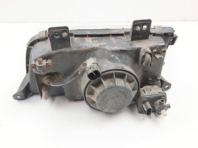 Правая фара 0K01L51030E Hyundai/Kia