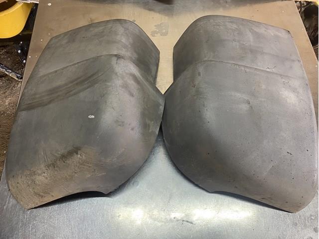 Клык заднего бампера правый Mercedes 9018850402 цена, от 10.67 USD