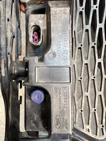 Купить CK5215201AB Land Rover Противотуманка левая