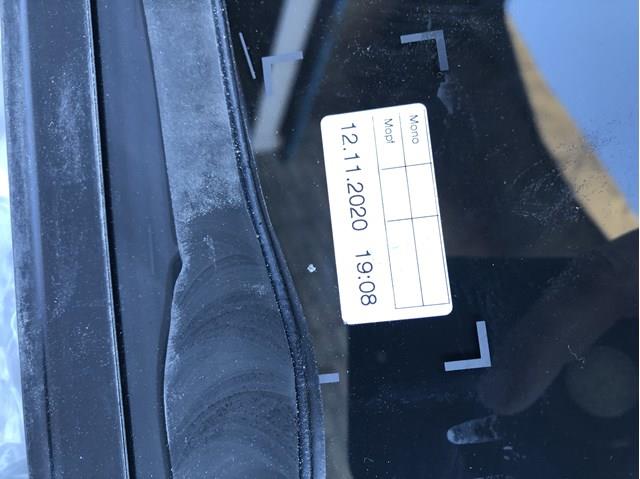 Купить A2536700801 Mercedes Ветровое стекло
