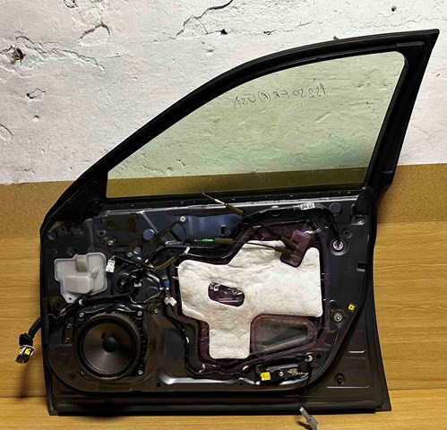 Купить 6700153100 Toyota Дверь передняя правая
