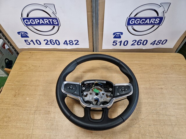 Купить 39825348 Volvo Руль