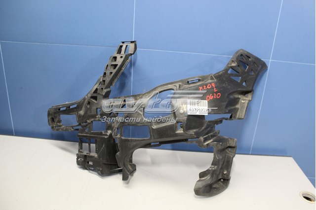 Кронштейн бампера переднего Mercedes 2048855165 цена, от 40.79 USD