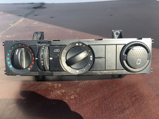 A9068300885 Mercedes Механизм управления кондиционером
