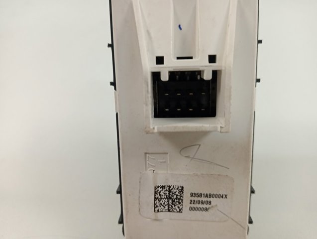 Купить 93581AB0004X Hyundai/Kia Кнопка подъемника заднего стекла