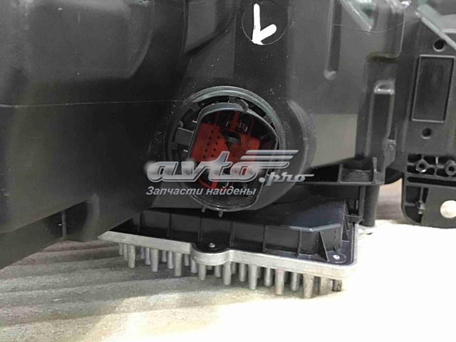 LR169890 Land Rover Фара