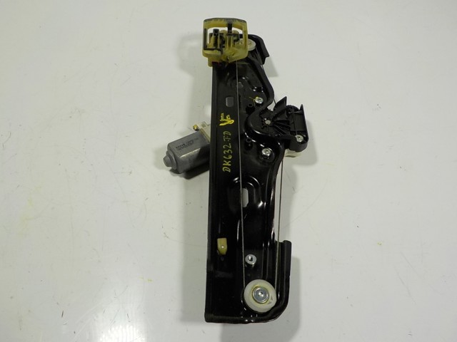 Механизм стеклоподъемника двери задней правой LR078973 Land Rover