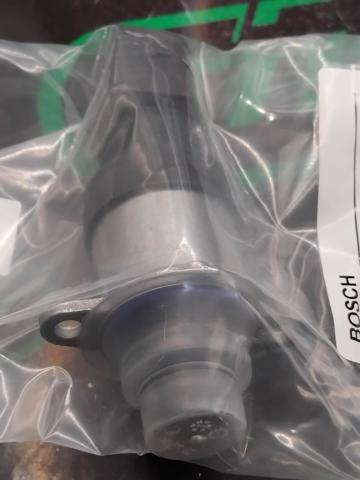 0928400799 Bosch Редукционный клапан ТНВД