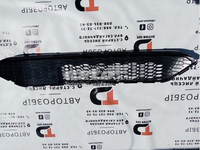 PFD99406GA Signeda Центральная решетка переднего бампера