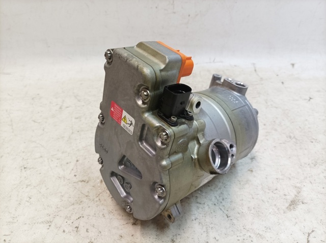 Купить PAD816797A Porsche Компрессор климатической установки