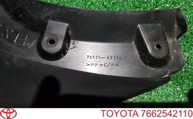 Брызговик задний правый TOYOTA 7662542110