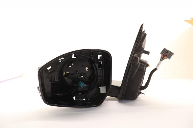 Зеркало левое Land Rover LR072955