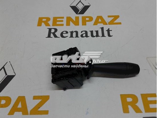 8201168003 Renault (RVI) comutador direito instalado na coluna da direção