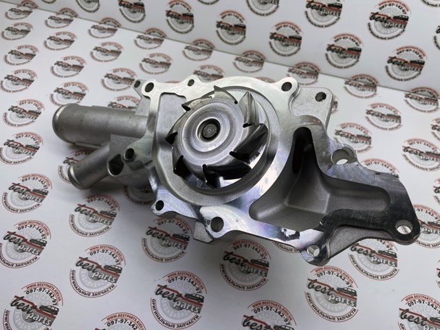 Водяной насос Mercedes A646200160187