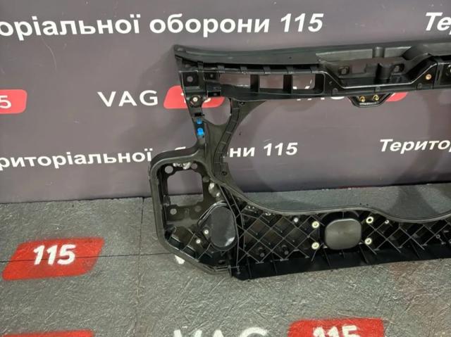 Рамка радиатора PAD30010A Signeda